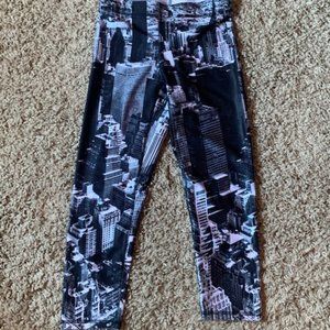 Zara Terez Above NYC Hi-Shine Capris